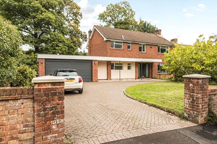4 Bedroom Detached House For Sale In Merdon Close, Chandler's Ford, Hampshire, SO53
