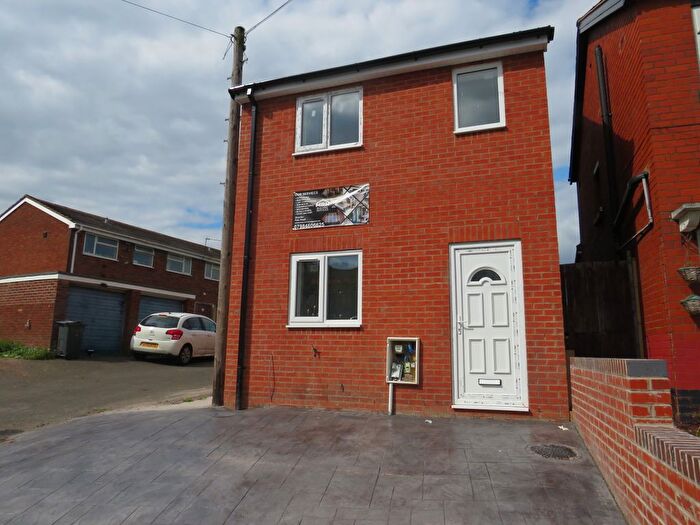 Studio To Rent In Titford Lane, Rowley Regis, B65