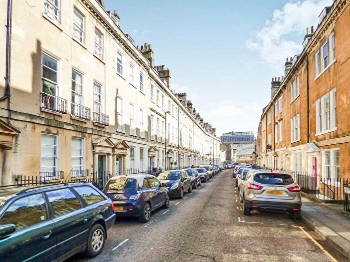 1 Bedroom Flat To Rent In New King Street, Bath, Somerset, BA1