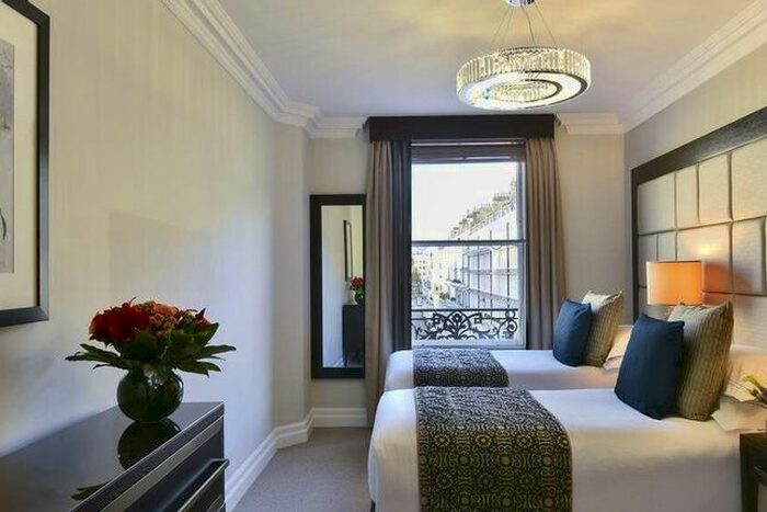 3 Bedroom Flat To Rent In Stanhope Gardens, London, SW7