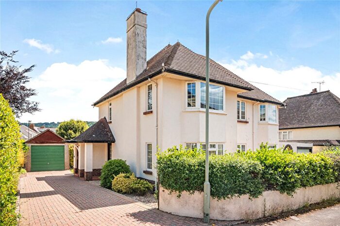 3 Bedroom Flat For Sale In Roselands, Sidmouth, Devon, EX10