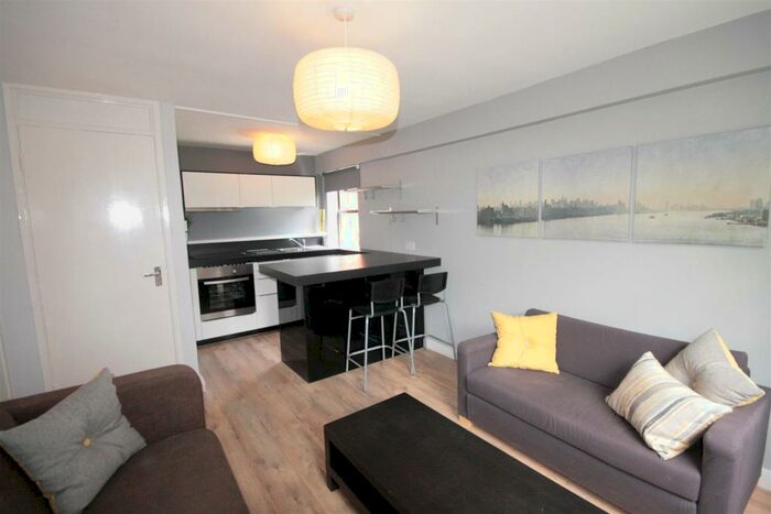 1 Bedroom Apartment To Rent In Trident House, Granville Square, Birmingham, B15