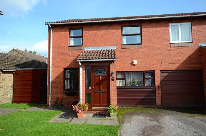 3 Bedroom End Of Terrace House To Rent In Harrington Close, Lower Earley, RG6