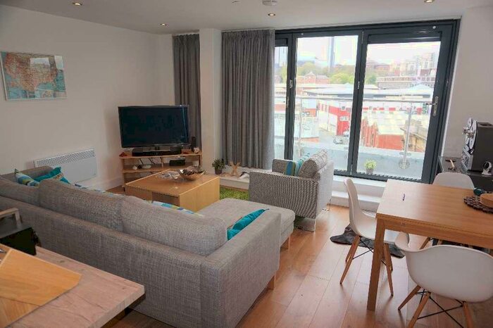 2 Bedroom Apartment To Rent In Leylands House, Leeds, LS9