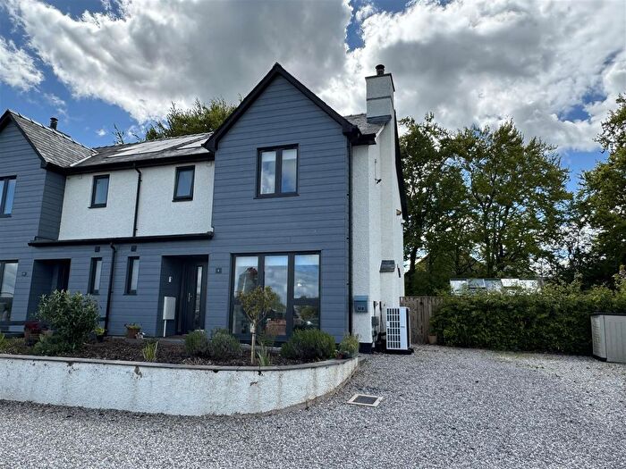 3 Bedroom Semi-Detached House For Sale In Hemplin Rise, Penruddock, CA11