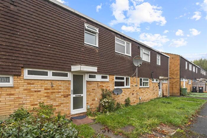 4 Bedroom Terraced House To Rent In Bloomsbury Gardens, Houghton Regis, LU5