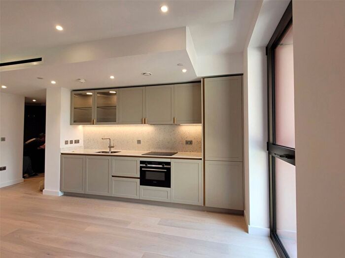1 Bedroom Flat To Rent In Edgware Road Station, West End Gate, London, W2