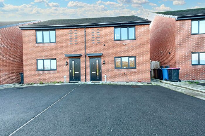 2 Bedroom Semi Detached House For Sale In Poppy Lane, Salford, M6