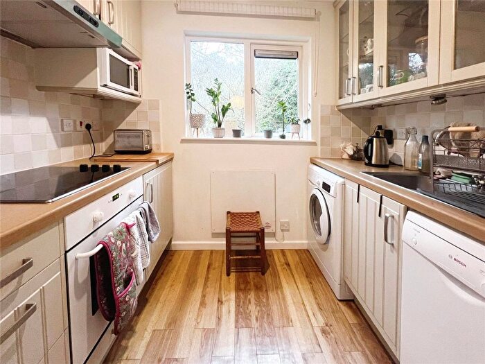 1 Bedroom Flat To Rent In Windermere Close, Chorleywood, Rickmansworth, Hertfordshire, WD3