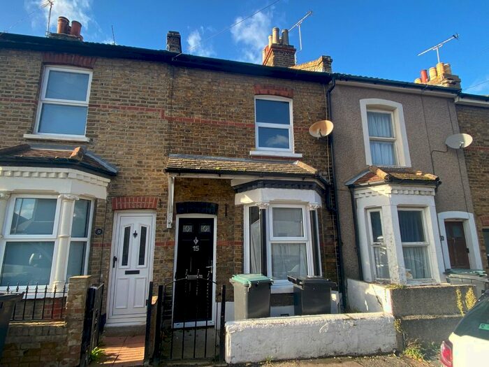 2 Bedroom Terraced House To Rent In Stanley Road, Northfleet, Gravesend, Kent, DA11