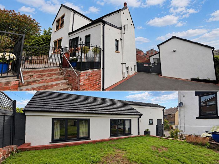 5 Bedroom Detached House For Sale In New Road, Staincross, Barnsley, S75
