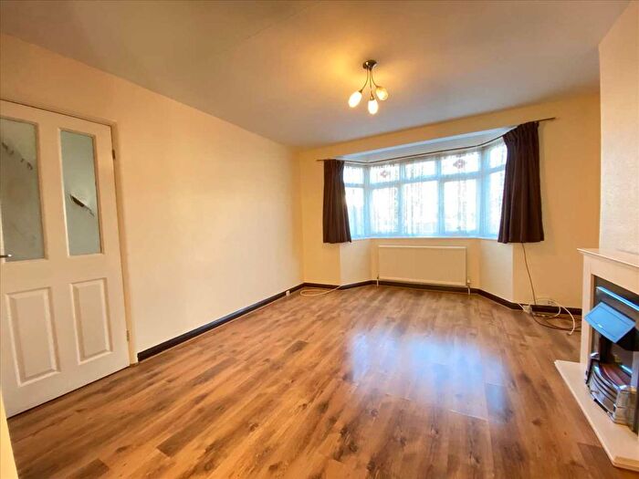 3 Bedroom Terraced House To Rent In Fern Lane, Norwood Green, Hounslow, TW5