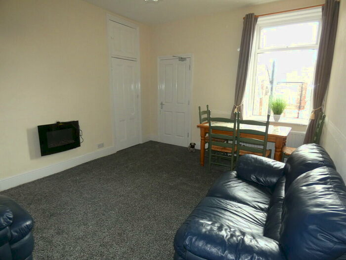 3 Bedroom Apartment To Rent In Cartington Tce, Heaton, NE6