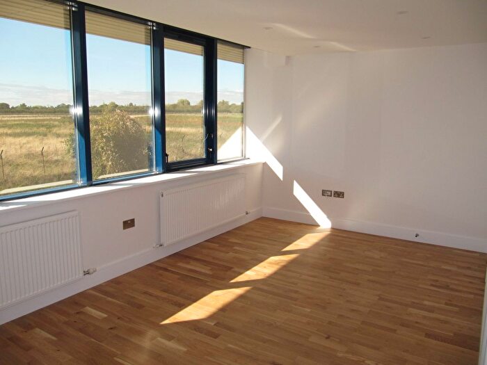 1 Bedroom Flat To Rent In Olympia House, The Ridgeway, Iver, Buckinghamshire, SL0