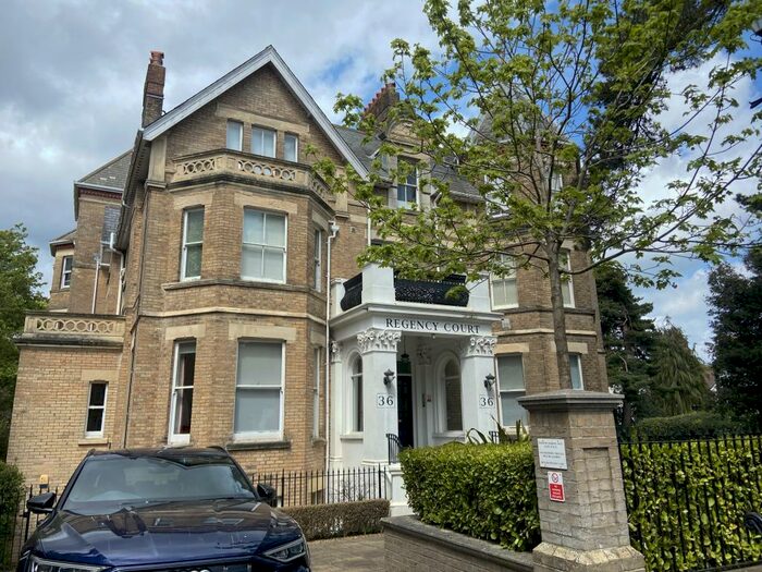 3 Bedroom Apartment To Rent In Knyveton Road, Bournemouth, BH1