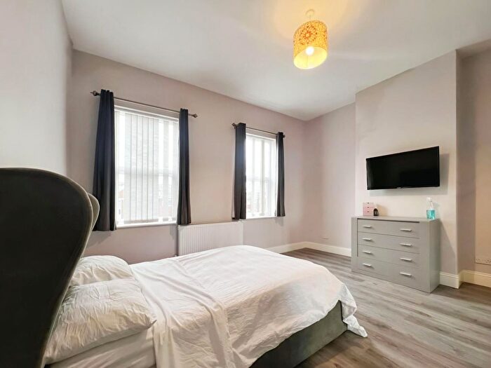 3 Bedroom Terraced House For Sale In Chapel Street, Leigh, WN7