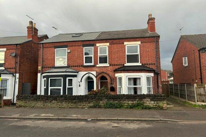 4 Bedroom Property To Rent In Chandos Street, Nottingham, NG4