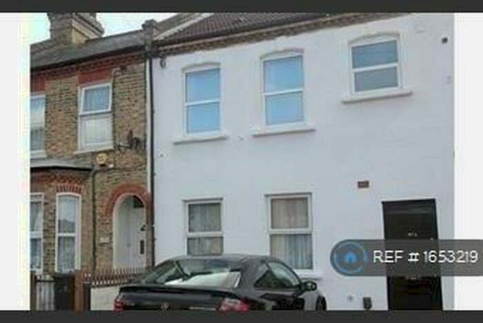 1 Bedroom Maisonette To Rent In Rommany Road, London, SE27
