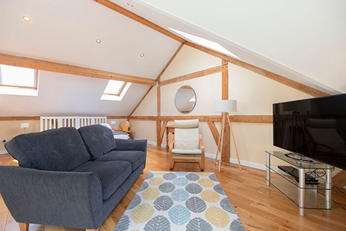 Studio To Rent In High Street, Prestbury, Cheltenham, GL52