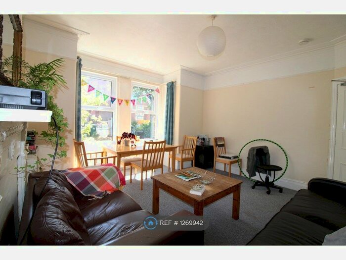 5 Bedroom Terraced House To Rent In Queens Park Road, Brighton, BN2