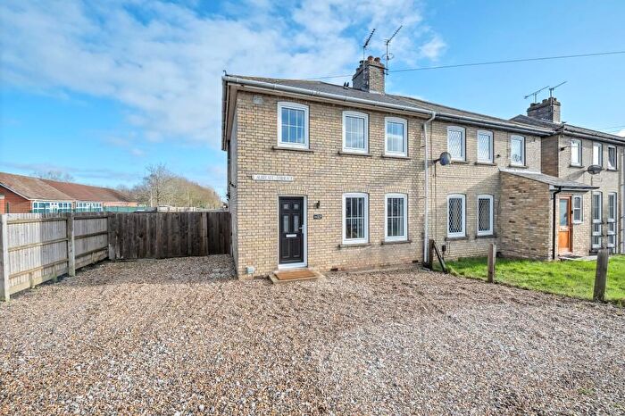 3 Bedroom Semi-Detached House To Rent In Exning Road, Newmarket, CB8