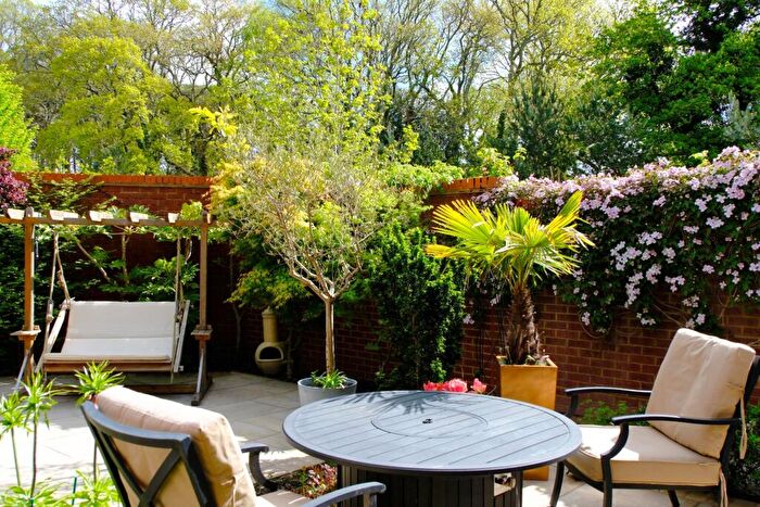 4 Bedroom Link Detached House For Sale In Longham, Ferndown, Dorset, BH22