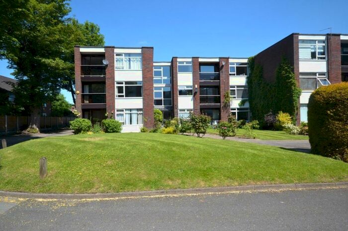 2 Bedroom Apartment To Rent In Queens Road, Wilmslow, Cheshire, SK9