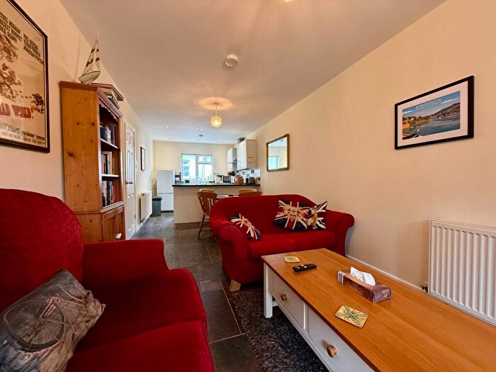 2 Bedroom Bungalow For Sale In Riverside Bungalows, Llanbedr, LL45