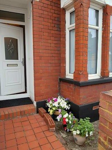 3 Bedroom House To Rent In Chiltern Rise, Luton, LU1