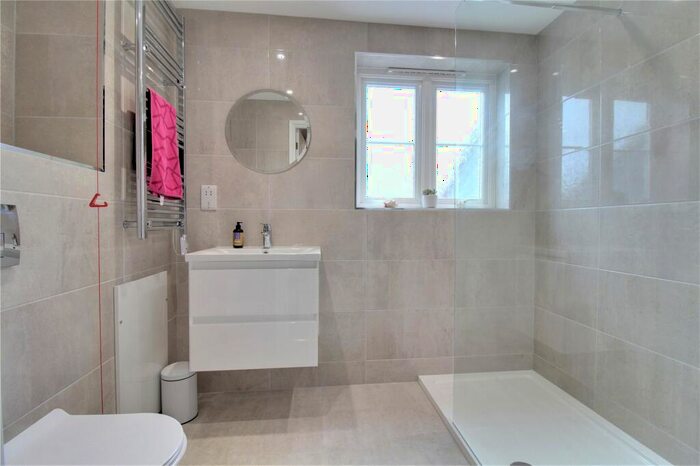 2 Bedroom Retirement Property For Sale In Upper Gordon Road, Camberley, Surrey, GU15