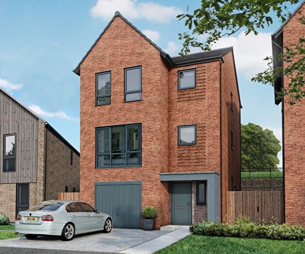 4 Bedroom Detached House For Sale In Johnson New Road, Hoddlesden, BB3