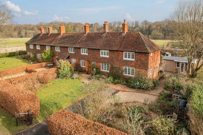 3 Bedroom End Of Terrace House For Sale In Mill Lane, Stedham, GU29