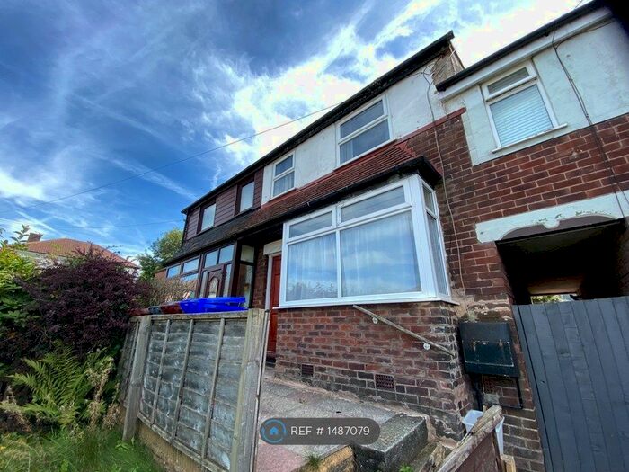 2 Bedroom Terraced House To Rent In Melverley Road, Manchester, M9