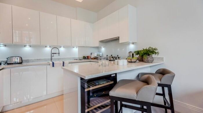 1 Bedroom Flat To Rent In Rainville Road, Hammersmith, London, W6