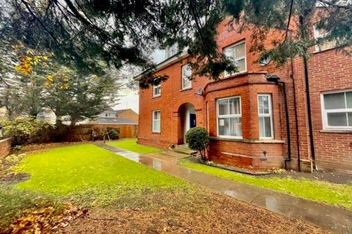 1 Bedroom Flat To Rent In Yeend Close, Cheltenham GL51