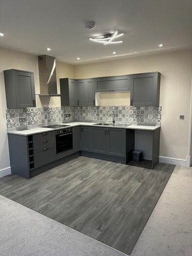 2 Bedroom Flat To Rent In Fore Street, Budleigh Salterton, EX9