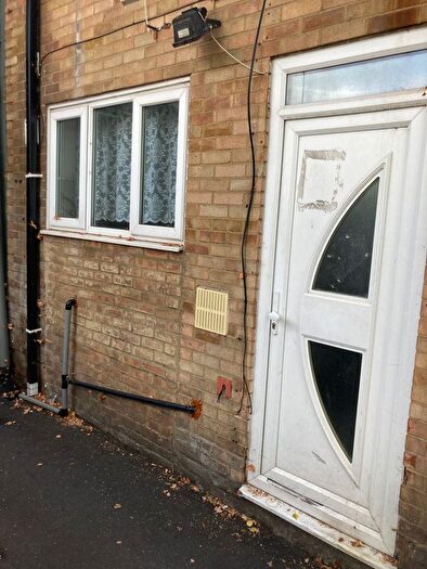 1 Bedroom Flat To Rent In Lea Bridge Road, Leyton, Greater London, E10