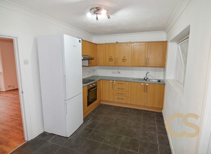 3 Bedroom Semi-Detached House To Rent In Green Street, Enfield, Greater London, EN3
