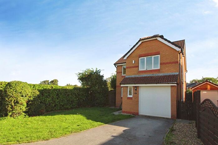 4 Bedroom Detached House For Sale In Hillcrest Drive, HU17