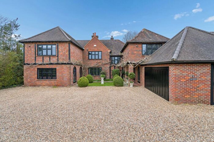 6 Bedroom Detached House For Sale In Latchmoor Avenue, Chalfont St Peter, Gerrards Cross, Buckinghamshire, SL9