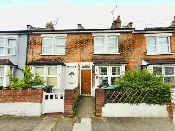 2 Bedroom Terraced House To Rent In Cecil Road, Gravesend, Kent, DA11