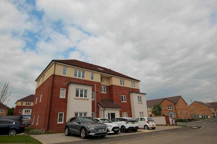 2 Bedroom Flat To Rent In Underwood Close, Peterborough, Cambridgeshire, PE3
