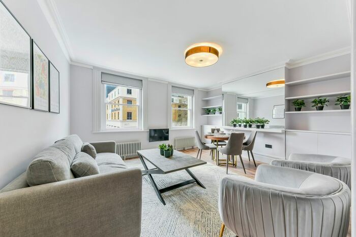 3 Bedroom Flat To Rent In Vauxhall Bridge Road, London, SW1V