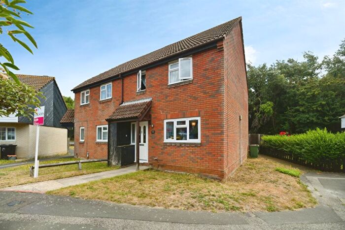 2 Bedroom Semi-Detached House For Sale In Central Avenue, Telscombe Cliffs, Peacehaven, BN10