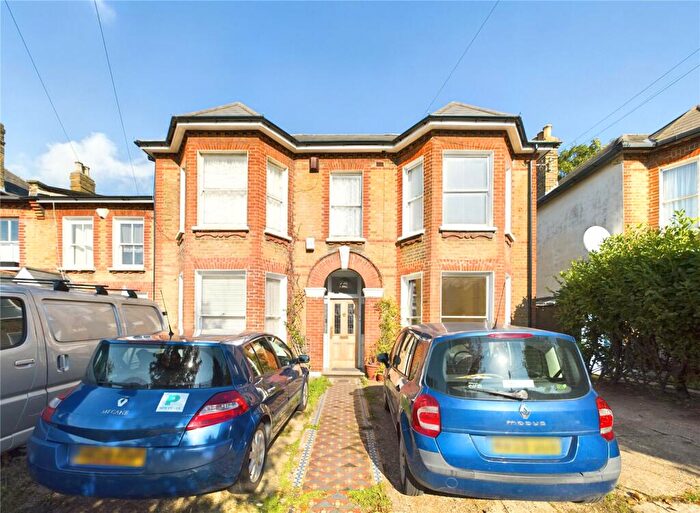 Flat For Sale In Windsor Road, Forest Gate, E7