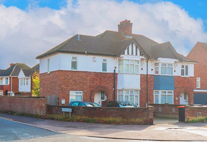 7 Bedroom Semi Detached House For Sale In Elstow Road, Bedford, MK42