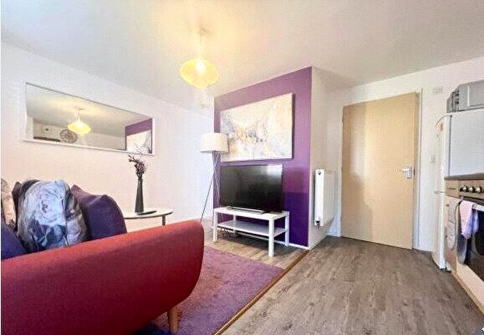 1 Bedroom Flat To Rent In Ariel Reach, Casnewydd, NP20