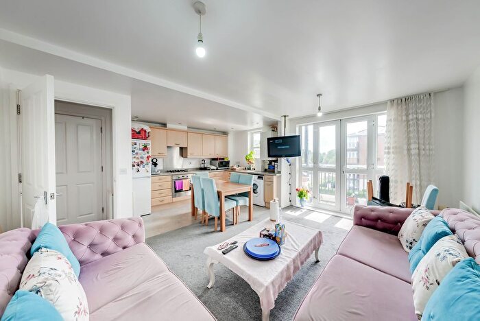1 Bedroom Flat For Sale In Gareth Drive, London, N9