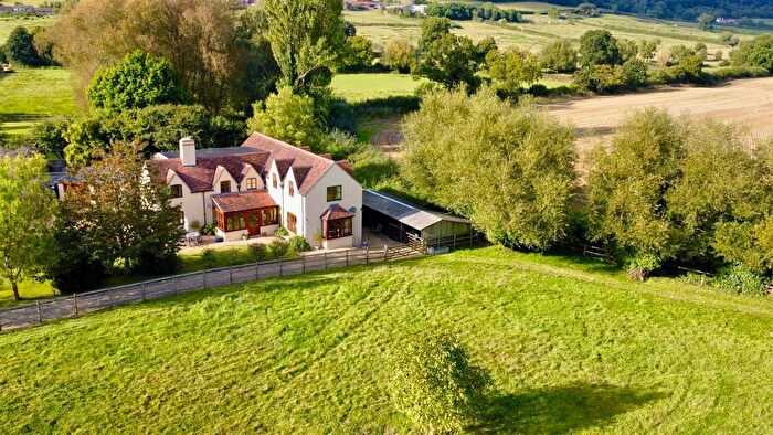 5 Bedroom Detached House For Sale In Potterne Wick, Potterne, Devizes, SN10