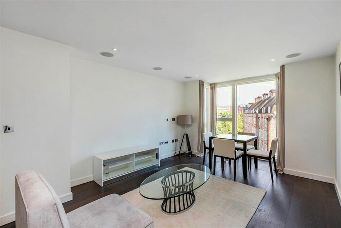 1 Bedroom Flat To Rent In Moore House, Grosvenor Waterside, Gatliff Road, Chelsea, SW1W